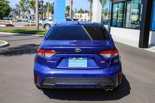 Blue Crush Metallic 2022 Toyota Corolla SE