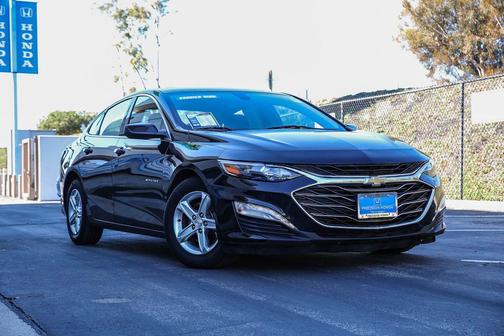 2022 Chevrolet Malibu FWD LT