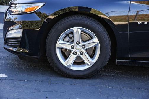 2022 Chevrolet Malibu FWD LT