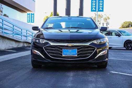 2022 Chevrolet Malibu FWD LT