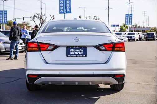 2022 Nissan Altima 2.5 SV