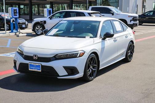 Platinum White Pearl 2024 Honda Civic Sport
