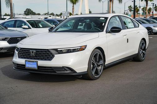Platinum White Pearl 2026 Honda Accord Hybrid Sport