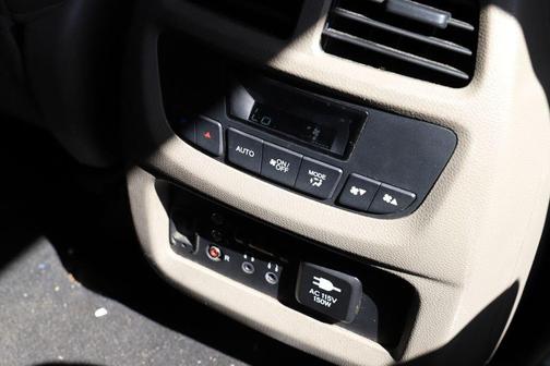 White Diamond Pearl 2016 Honda Pilot EX-L