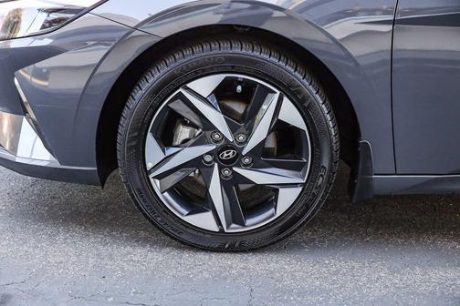 2023 Hyundai ELANTRA HEV Limited