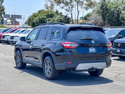 2025 Honda Pilot TrailSport