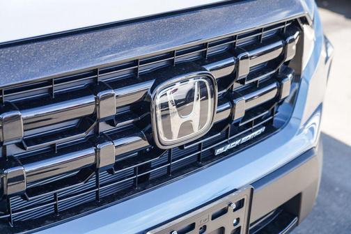 2025 Honda Ridgeline Black