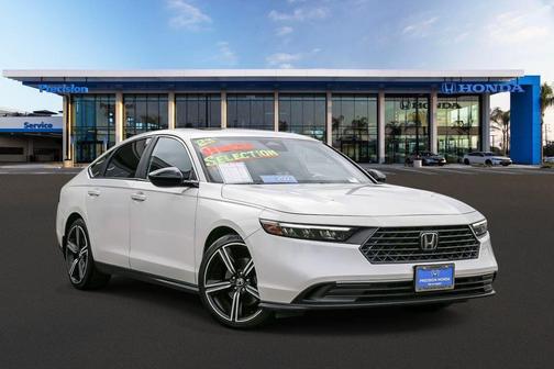 Platinum White Pearl 2023 Honda Accord Hybrid Sport