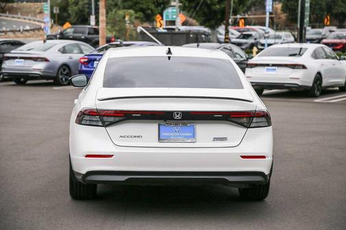 Platinum White Pearl 2023 Honda Accord Hybrid Sport