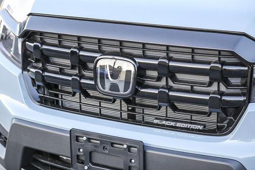 2025 Honda Ridgeline Black