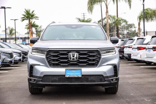 2025 Honda Pilot Sport