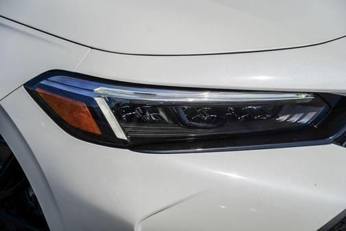 Platinum White Pearl 2026 Honda Civic Si Base