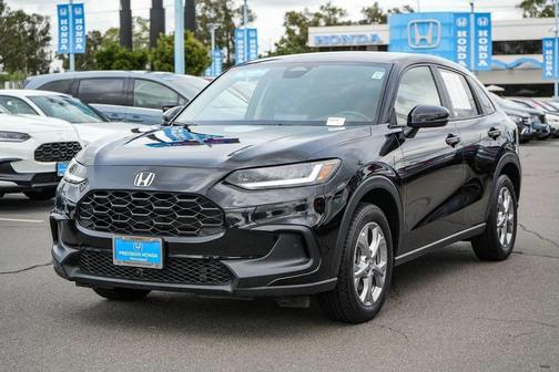 Crystal Black Pearl 2024 Honda HR-V LX