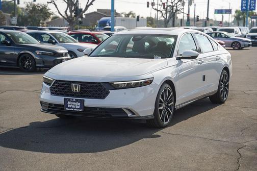 2025 Honda Accord Hybrid Touring