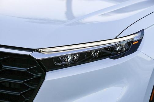 Platinum White Pearl 2026 Honda CR-V LX AWD