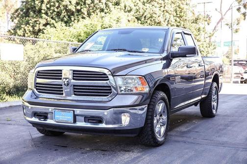 Granite Crystal Metallic Clearcoat 2017 RAM 1500 Big Horn