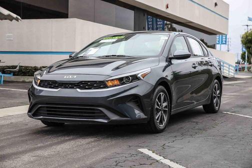 2023 Kia Forte LXS
