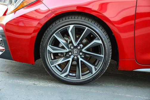 2020 Toyota Corolla XSE