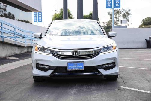 2017 Honda Accord Sport SE