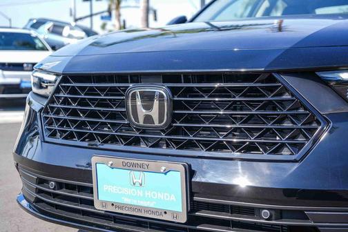 Crystal Black Pearl 2026 Honda Accord Hybrid EX-L