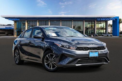 2023 Kia Forte LXS