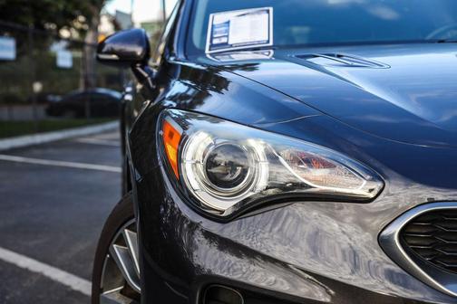 2019 Kia Stinger Base