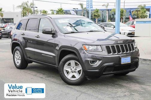 Granite Crystal Metallic Clearcoat 2016 Jeep Grand Cherokee Laredo