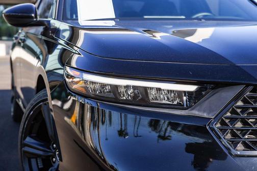 2023 Honda Accord Hybrid Base