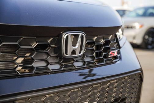 Crystal Black Pearl 2026 Honda Civic Si Base