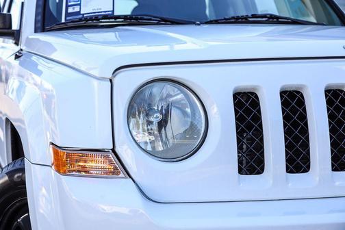 2017 Jeep Patriot Sport