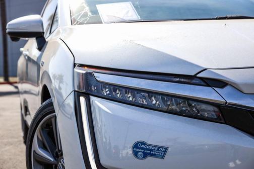 2021 Honda Clarity Plug-In Hybrid Base
