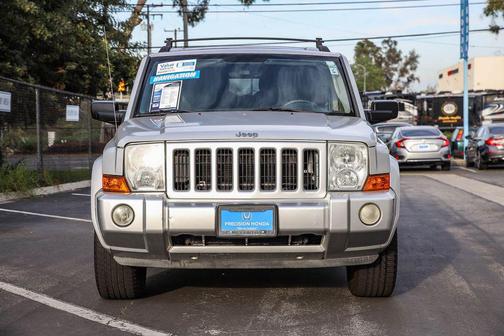 2006 Jeep Commander Base