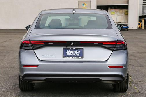 2025 Honda Accord LX 1.5T