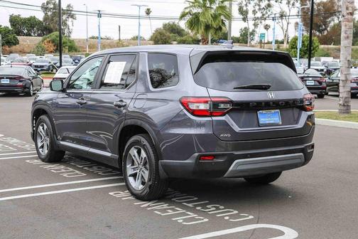 Modern Steel Metallic 2023 Honda Pilot AWD EX-L 8 Passenger