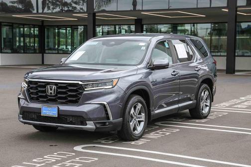 Modern Steel Metallic 2023 Honda Pilot AWD EX-L 8 Passenger