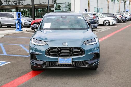 Nordic Forest Pearl 2024 Honda HR-V Sport