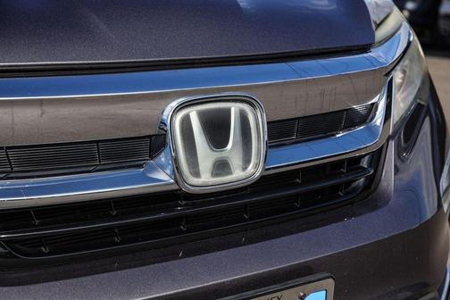 2019 Honda Pilot Touring 8-Passenger