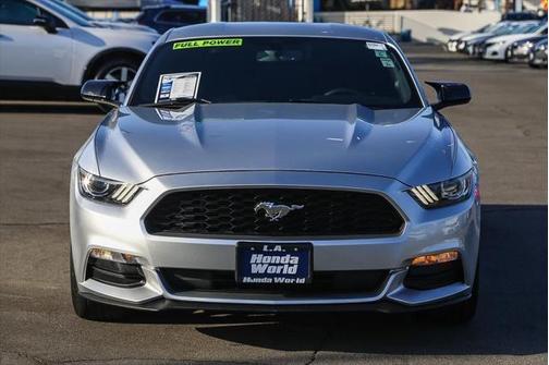2017 Ford Mustang V6