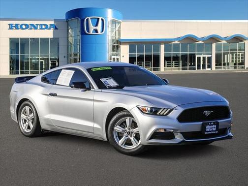 2017 Ford Mustang V6