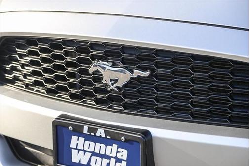 2017 Ford Mustang V6