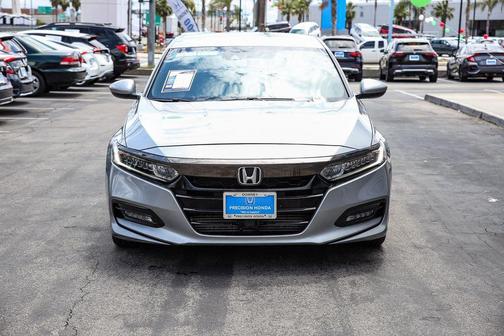 Lunar Silver Metallic 2018 Honda Accord Sport