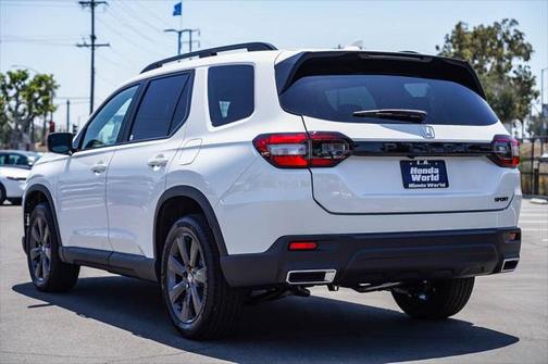 2025 Honda Pilot Sport