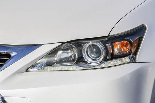 2017 Lexus CT 200h Base