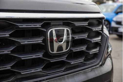 2023 Honda Pilot AWD LX