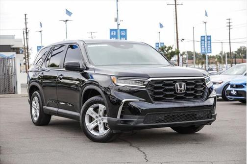 2023 Honda Pilot AWD LX