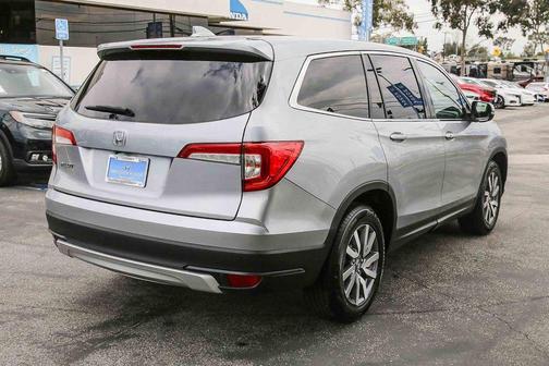 Lunar Silver Metallic 2020 Honda Pilot 2WD EX-L