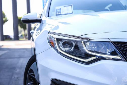 2020 Kia Optima S