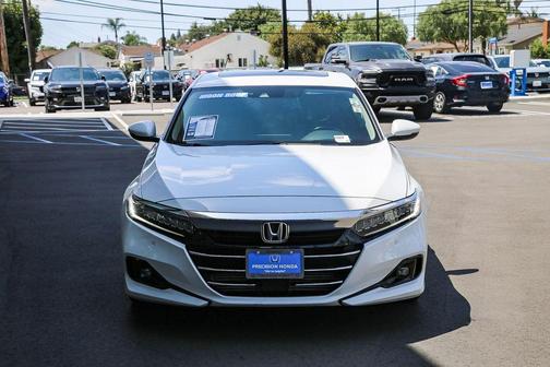 Platinum White Pearl 2021 Honda Accord Touring 2.0T