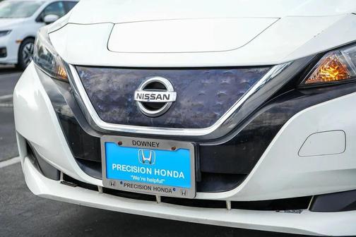 Glacier White 2018 Nissan Leaf S