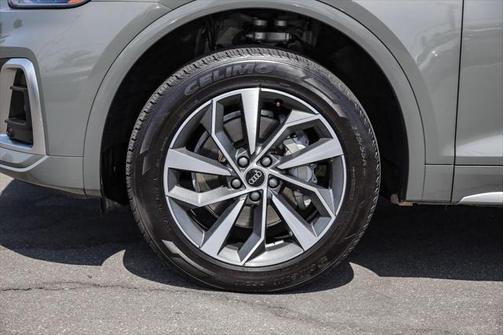 2023 Audi Q5 45 S line Premium Plus